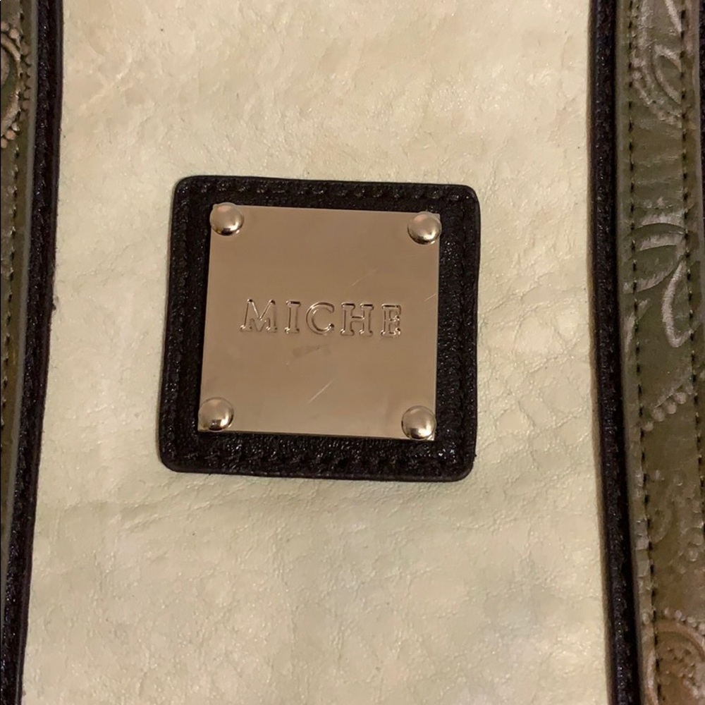 Miche cover